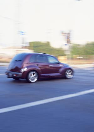 フォークリフトで高い場所へ荷投